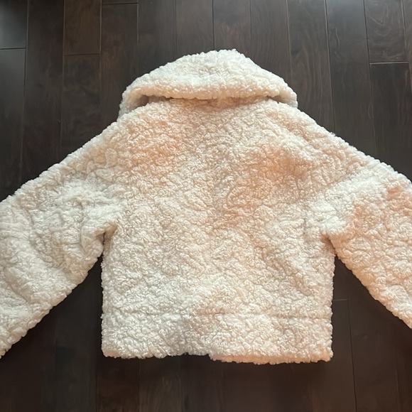 H&M teddy jacket - Picture 6 of 6